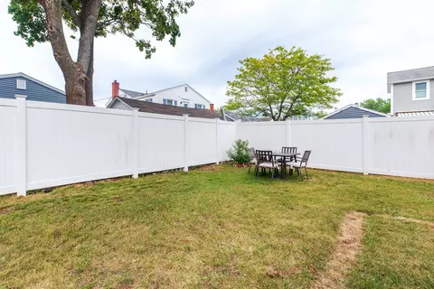 Exterior - 14 Fellows Ave #2, Hampton, NH 03842 photo 10 of 11