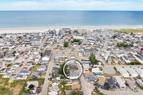 View/Area - 14 Fellows Ave #2, Hampton, NH 03842 photo 1 of 5