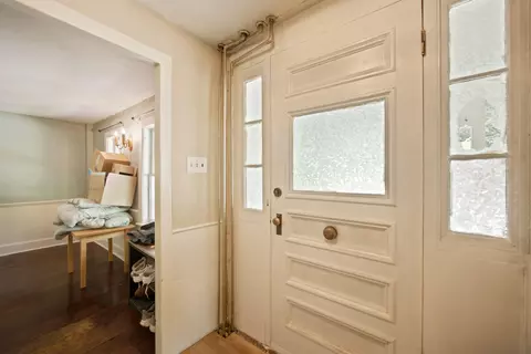 Entry Way - 131 Waterloo St, Warner, NH 03278 photo 1 of 2