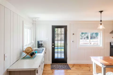 Entry Way - 87 Porter Rd, Bath, NH 03740 photo 2 of 2