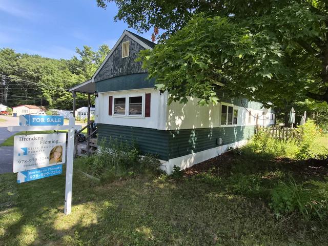 21 Quinn St, Tilton, NH 03276