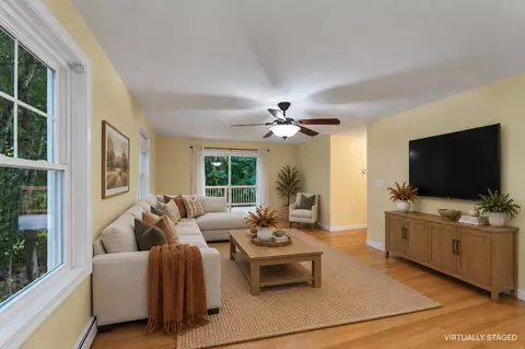 Living - 56 Second St, Concord, NH 03301 photo 4 of 10
