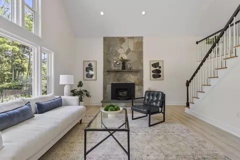 Living - 21 Bear Path, Hampton, NH 03842 photo 6 of 12