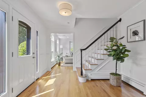 Entry Way - 21 Bear Path, Hampton, NH 03842 photo 1 of 2