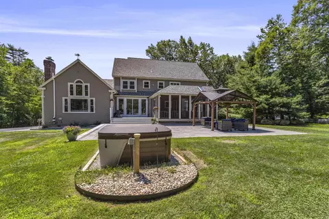 Exterior - 21 Bear Path, Hampton, NH 03842 photo 11 of 11