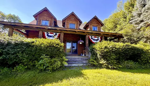 3036 W Woodstock Rd, Woodstock, VT 05091