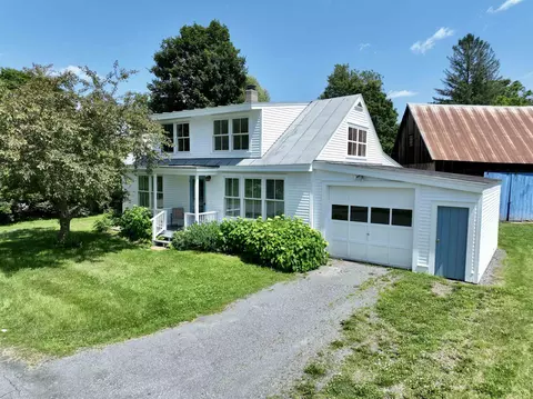39 Bridge Rd, Thetford, VT 05074
