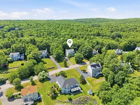 View/Area - 9 Hawk Dr, Salem, NH 03079 photo 3 of 4