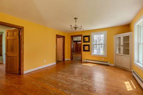 Living - 253 Perkins Rd, Rupert, VT 05776 photo 6 of 8