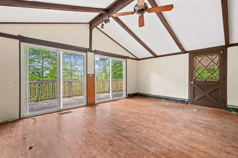140 Alpstrausse, Intervale, NH 03845 photo 12