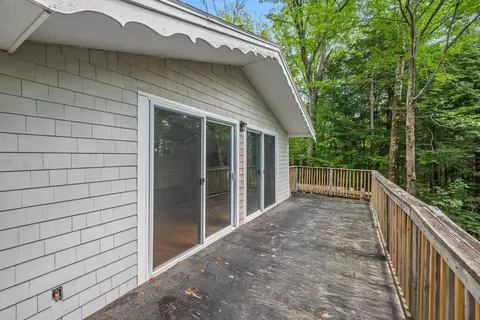 140 Alpstrausse, Intervale, NH 03845 photo 11
