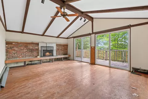 140 Alpstrausse, Intervale, NH 03845 photo 2