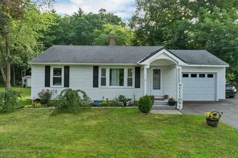 180 E Main St, Hampstead, NH 03826