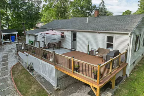 Exterior - 180 E Main St, Hampstead, NH 03826 photo 6 of 17