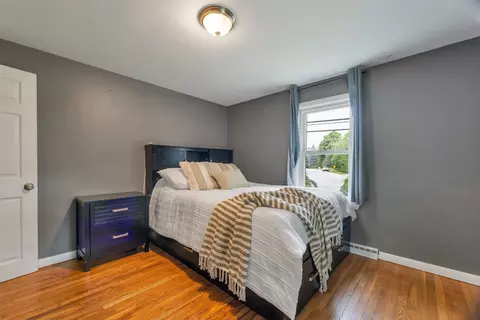 Bedroom - 180 E Main St, Hampstead, NH 03826 photo 2 of 6