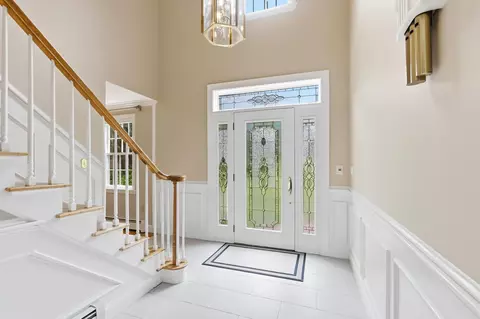 Entry Way - 8 Bear Hill Rd, Windham, NH 03087 photo 2 of 2