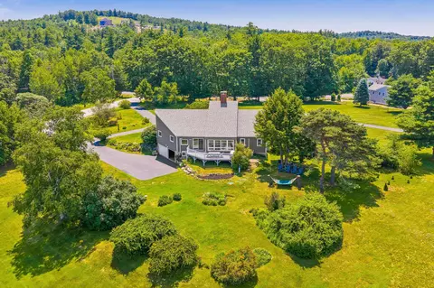6 Beacon Hill Rd, Gilford, NH 03249