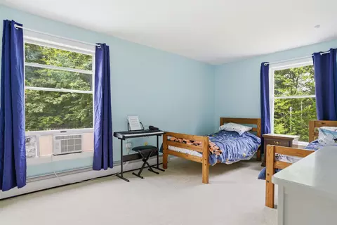 Bedroom - 17 Tonga Dr, Bow, NH 03304 photo 5 of 7