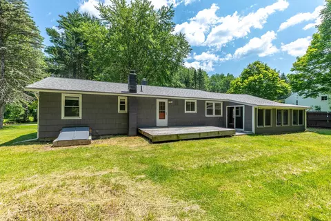 107 Colbrook Dr, Arlington, VT 05250