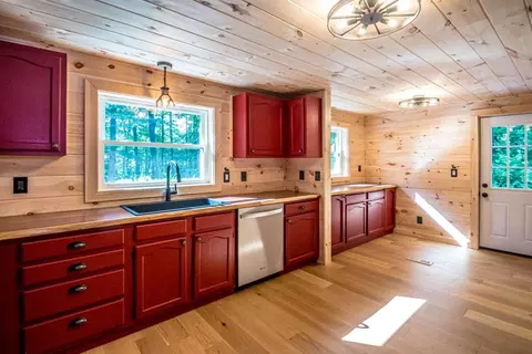 Kitchen - 60 Brookside Ave, Albany, NH 03818 photo 1 of 3