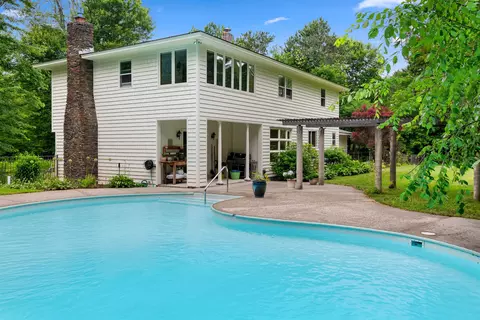 Exterior - 49 Shady Ln, Williston, VT 05495 photo 6 of 21