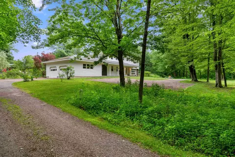 Exterior - 49 Shady Ln, Williston, VT 05495 photo 20 of 21