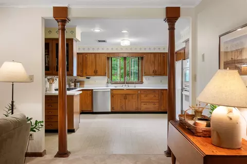 Entry Way - 49 Shady Ln, Williston, VT 05495 photo 3 of 3