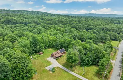204 Evergreen Valley Rd, Milton, NH 03851