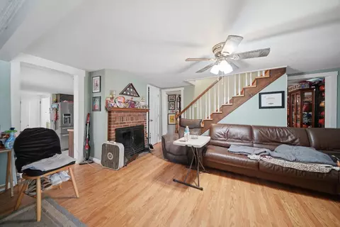 Entry Way - 30 Harris Rd, Windham, NH 03087 photo 1 of 5