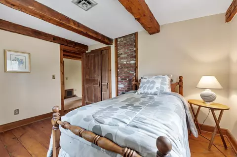 Bedroom - 88 Post Rd, North Hampton, NH 03862 photo 1 of 7
