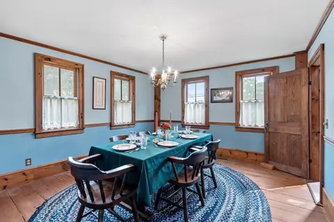Dining - 88 Post Rd, North Hampton, NH 03862 photo 1 of 2
