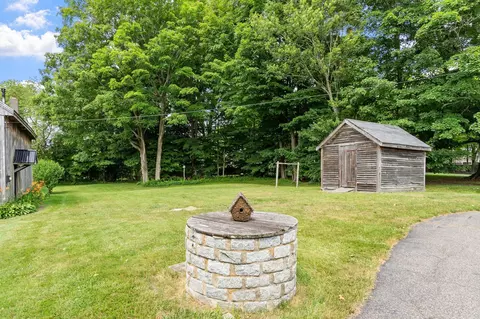 Exterior - 88 Post Rd, North Hampton, NH 03862 photo 15 of 18