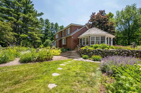 100 Page Rd, New London, NH 03257