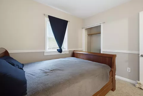 Bedroom - 96 Saint Laurent St, Epping, NH 03042 photo 4 of 5