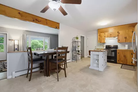 Kitchen - 96 Saint Laurent St, Epping, NH 03042 photo 4 of 4
