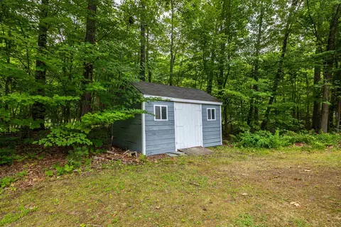 Exterior - 39 Lantern Ln, Hooksett, NH 03106 photo 7 of 8