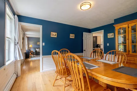Dining - 39 Lantern Ln, Hooksett, NH 03106 photo 5 of 5