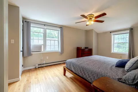 Bedroom - 39 Lantern Ln, Hooksett, NH 03106 photo 3 of 9