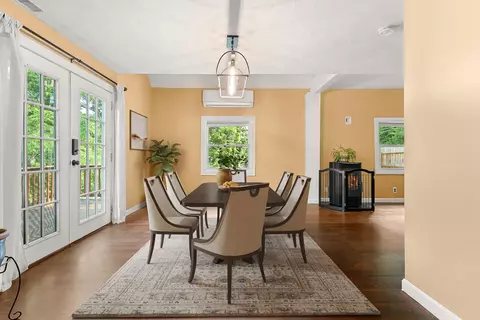 Dining - 447 W River Rd, Hooksett, NH 03106 photo 1 of 1