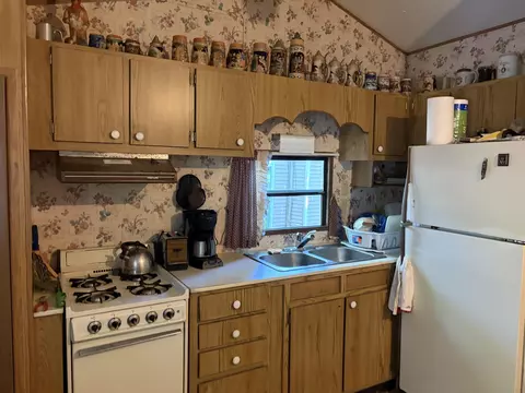 108 Brookside Dr, Fitzwilliam, NH 03447 photo 4