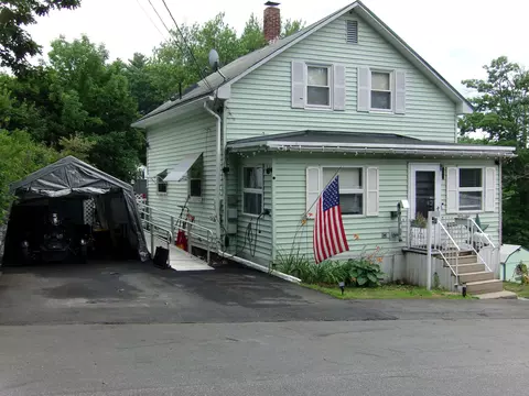 51 Addison St, Laconia, NH 03246