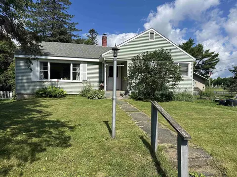 16 Southard St, Saint Johnsbury, VT 05819