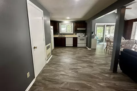 Entry Way - 9 Crestbrook Pl, Springfield, NH 03284 photo 1 of 1