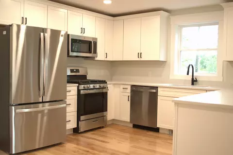 Kitchen - 48 Pine St # A, Bethlehem, NH 03574 photo 1 of 1