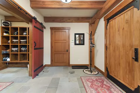 Entry Way - 14 Talon Dr, Stratton, VT 05360 photo 5 of 8