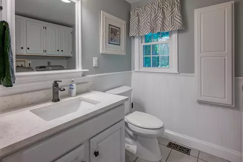 Bath - 10 Melba Dr, Hudson, NH 03051 photo 1 of 3