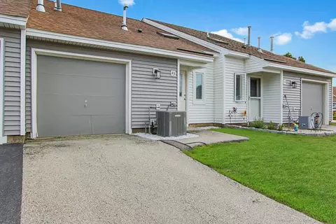 344 Elm St #43, Milford, NH 03055