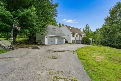 10 Armands Way, Dunbarton, NH 03046