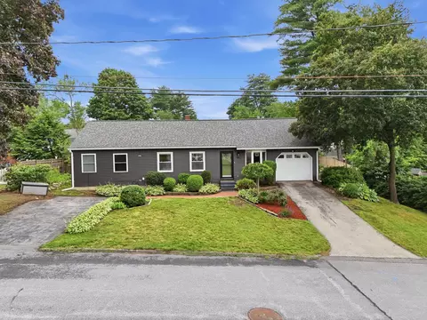 16 Terry St, Nashua, NH 03064