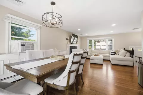 Dining - 68 Jericho Rd, Pelham, NH 03076 photo 2 of 2